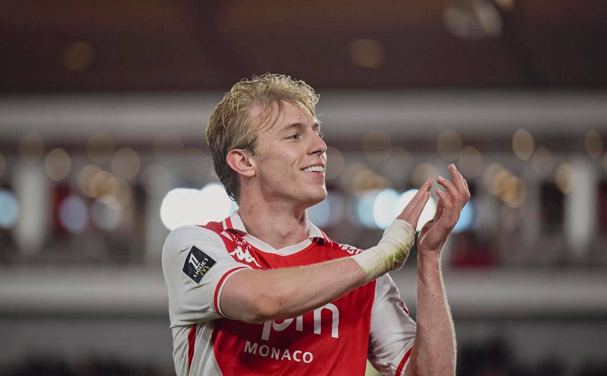 朗斯主场4-0完胜摩纳哥：法甲第9名震惊对手，摩纳哥无缘亚军